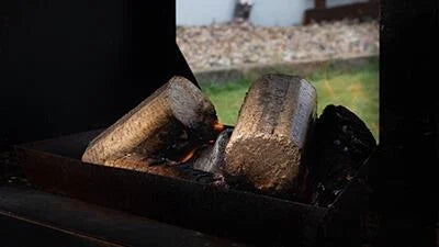 WillowWarm Carbon Neutral Briquettes for Trade & Wholesale - 20% VAT